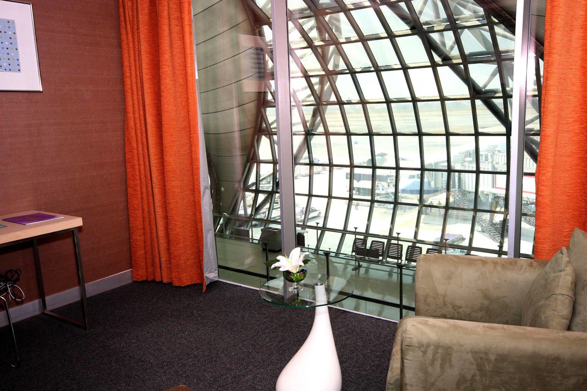 Miracle Transit Hotel Bang Phli Zewnętrze zdjęcie