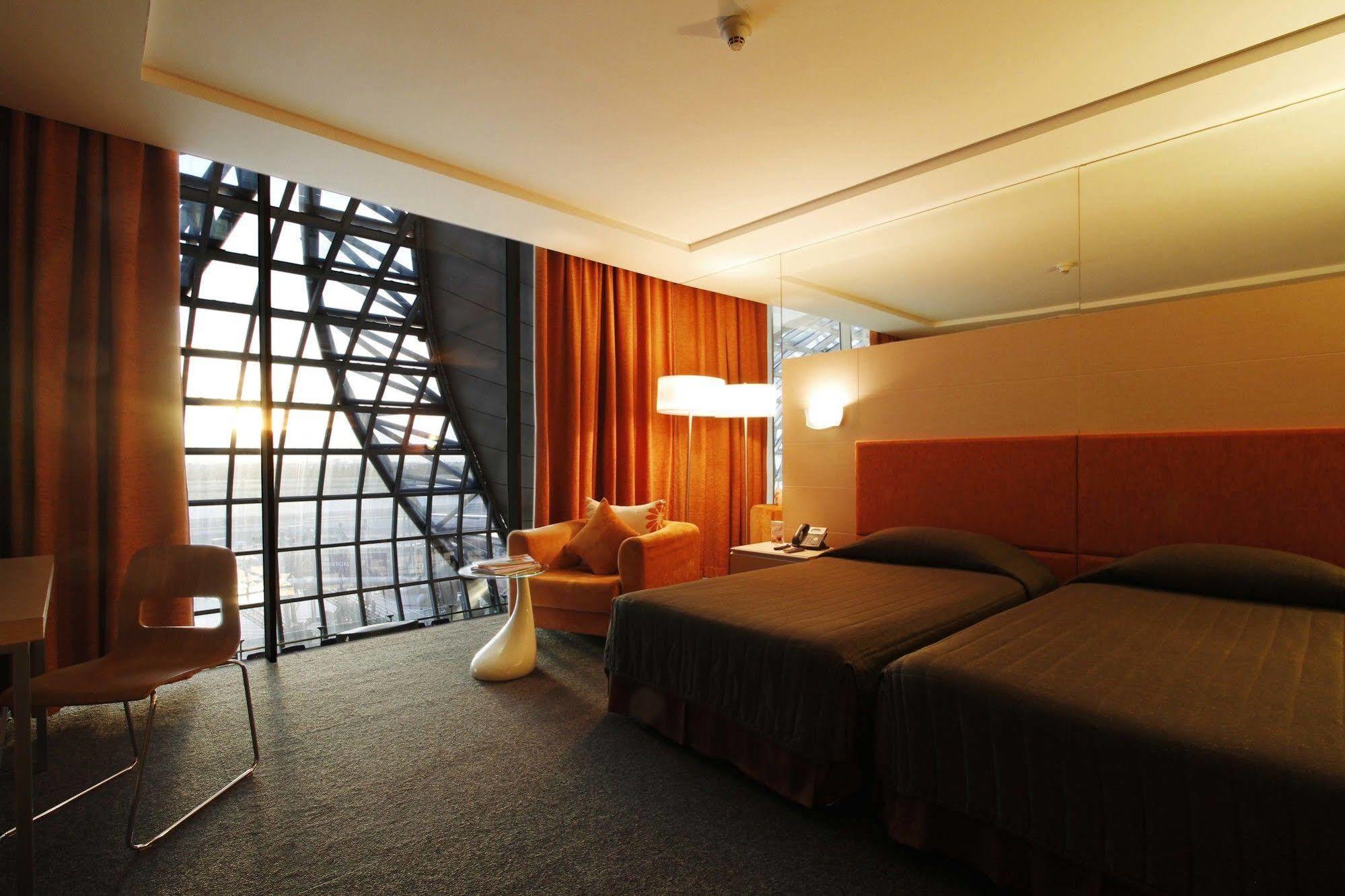 Miracle Transit Hotel Bang Phli Zewnętrze zdjęcie