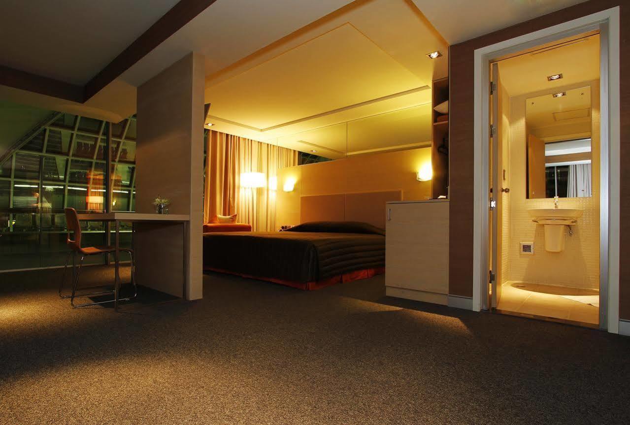 Miracle Transit Hotel Bang Phli Zewnętrze zdjęcie
